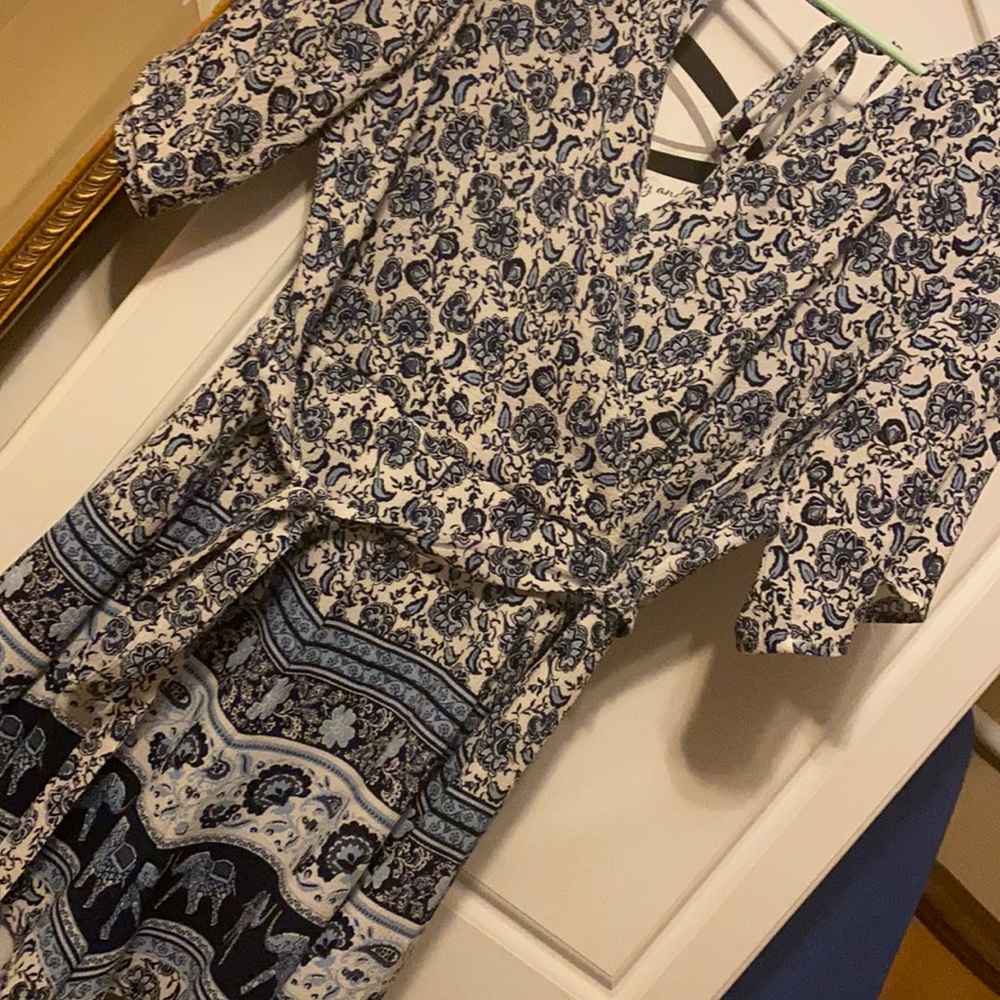 Cute romper with belt